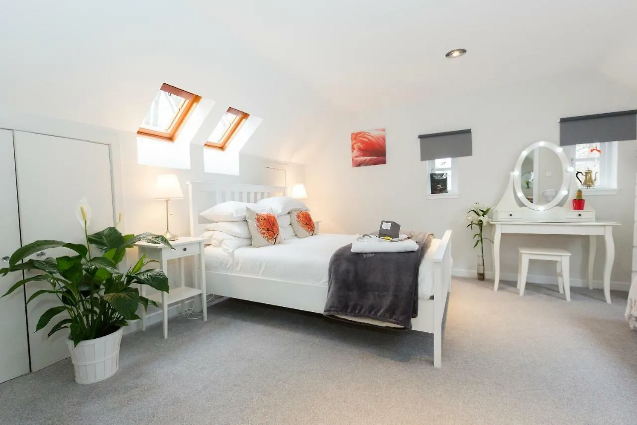 Justb Deva Edinburgh Guest house
